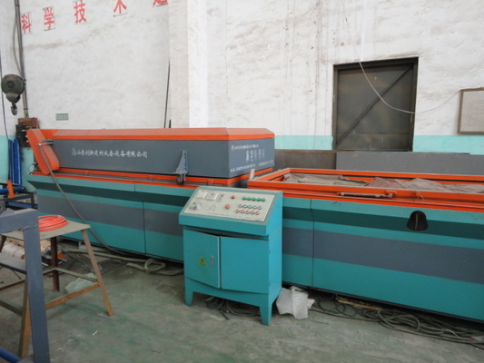 Deux côtés machine à portes en WPC à pression froide, ligne de production de carton MgO sans couture