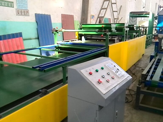 La machine à faire des carreaux à ondes de couleur de paille, la machine à faire des carreaux de toit en phase inverse