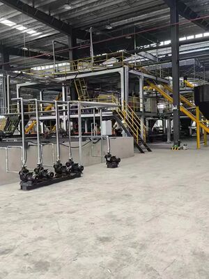 Machine automatique de fabrication de meubles XPS Panneaux sandwich en carton Machine de revêtement de ciment