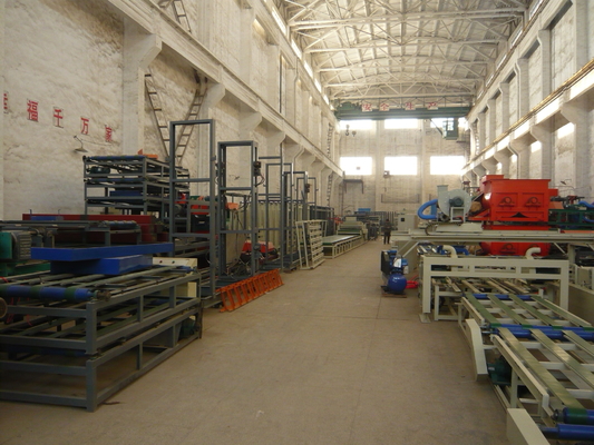 Machine de fabrication en carton ondulé légère d'oxyde de magnésium pour les matériaux de construction modernes