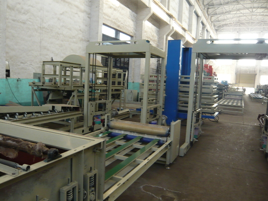 Machine légère de panneau de mur de sandwich imperméable à MgO pour la chaleur de bâtiment de logement isolée