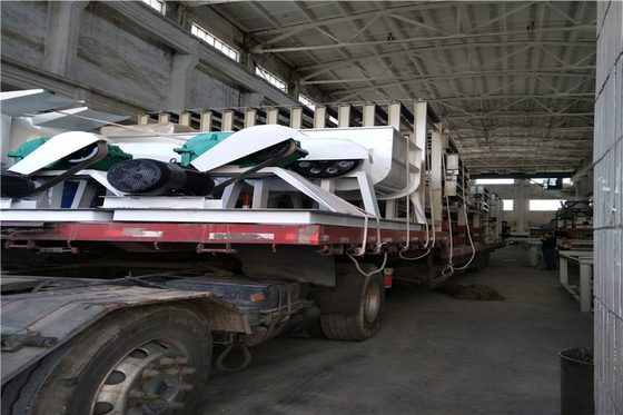 Une chaîne de production plus légère panneau de séparation de MgO faisant la marque de Chuangxin de machine
