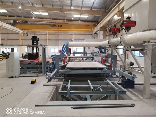 Machine de stratification de colle de haute précision pour la capacité de production de feuilles du panneau 50 de ciment de fibre