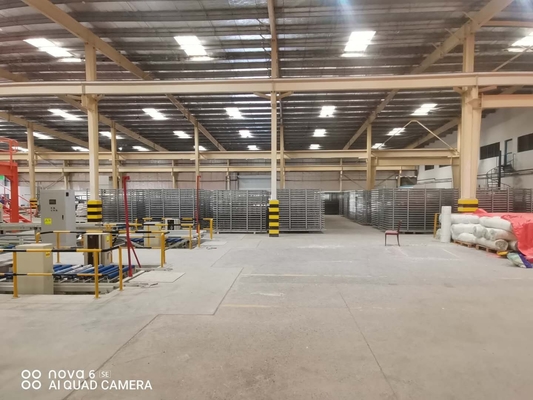 2 à 20 millions de m2/an Machine entièrement automatique de carton MGO à isolation acoustique ≥ 30 dB